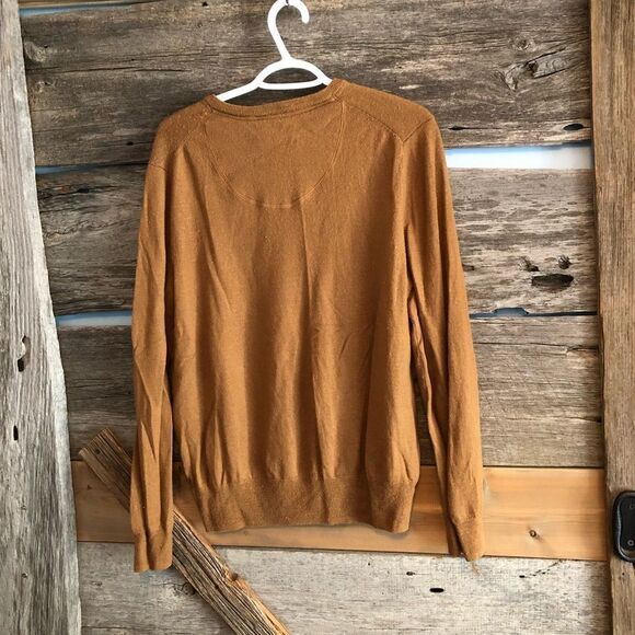 ATTITUDE merino wool v-neck sweater size Large - Picture 2 of 4